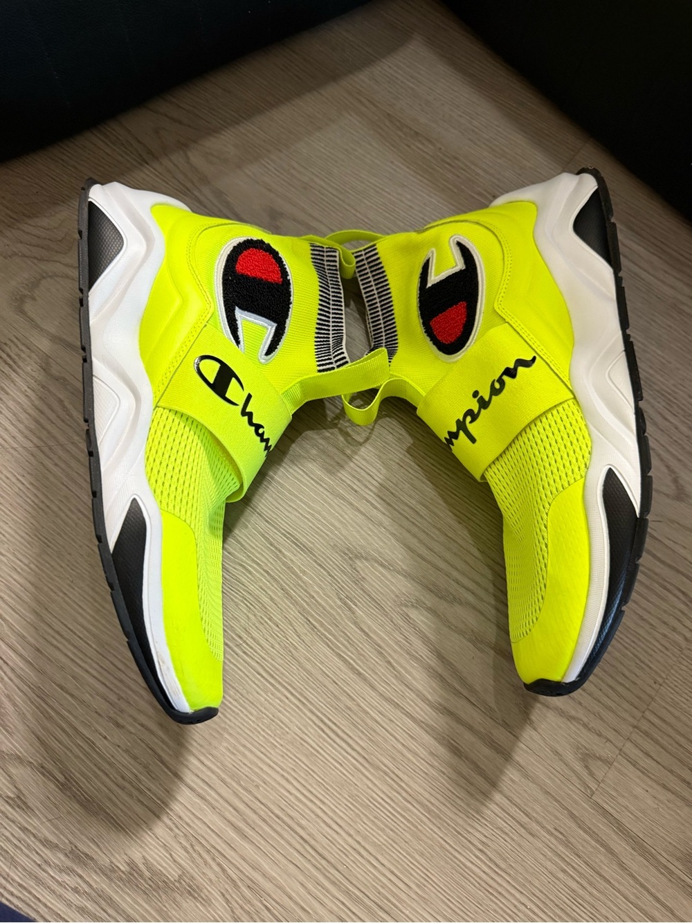 Champion Rally Pro Men's Size 11 Lifestyle Shoes Neon Light/Black CP100014M